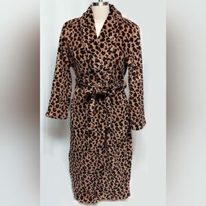 Jasmine Leopard Print Robe
